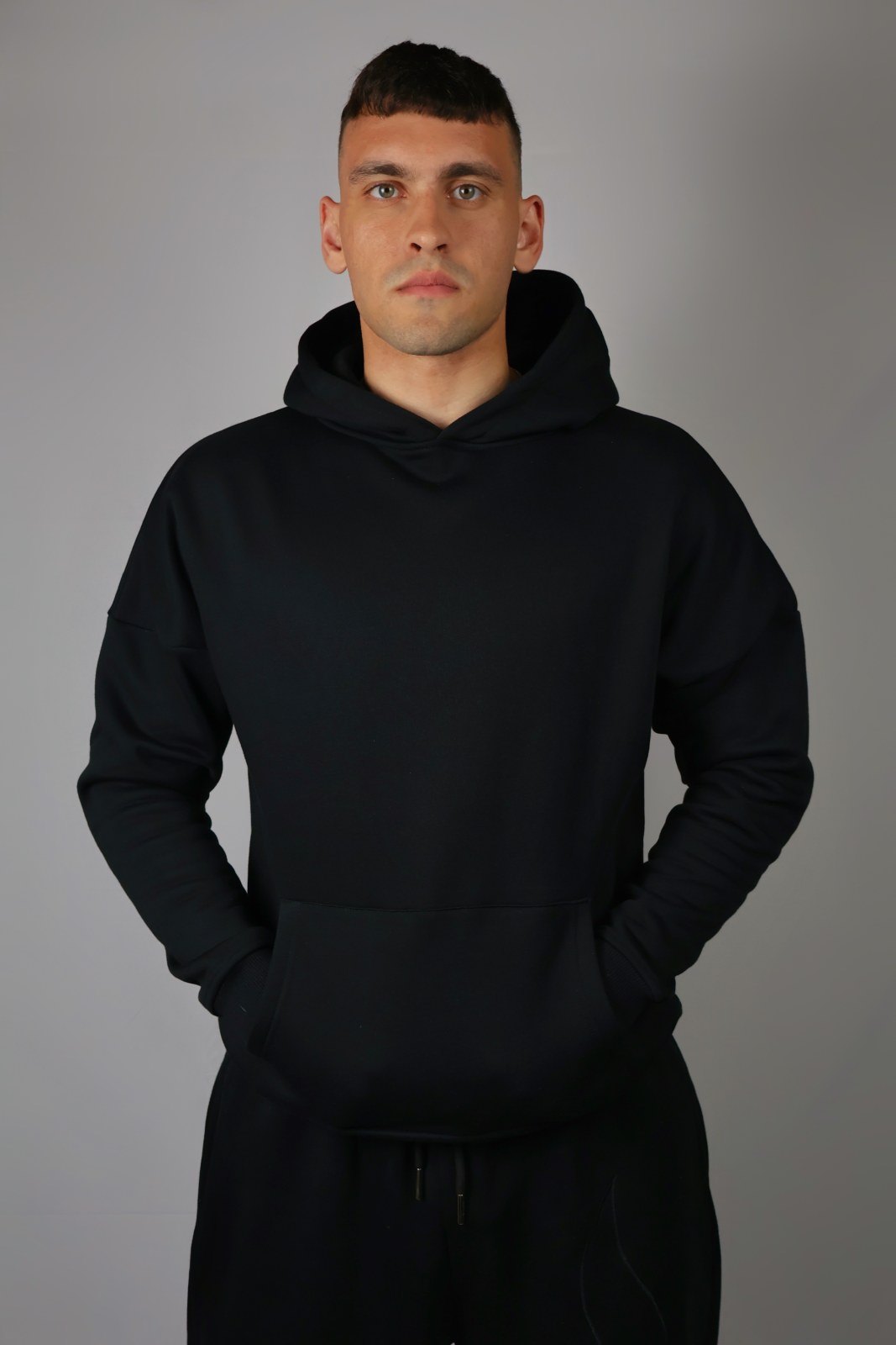 Show image 2